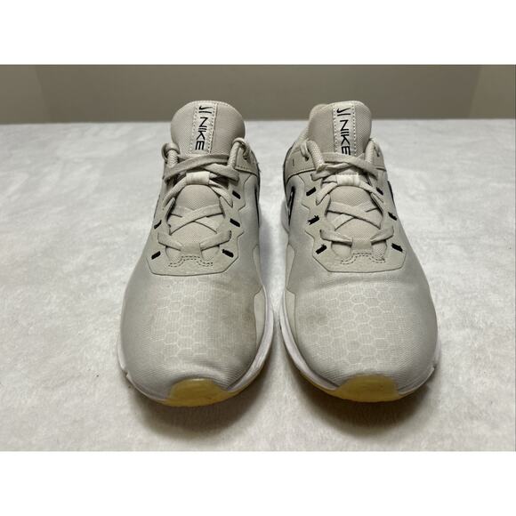 Nike Shoes Women’s Size 9 Legend Essential 2 Light Bone Wheat White Black - Picture 2 of 7